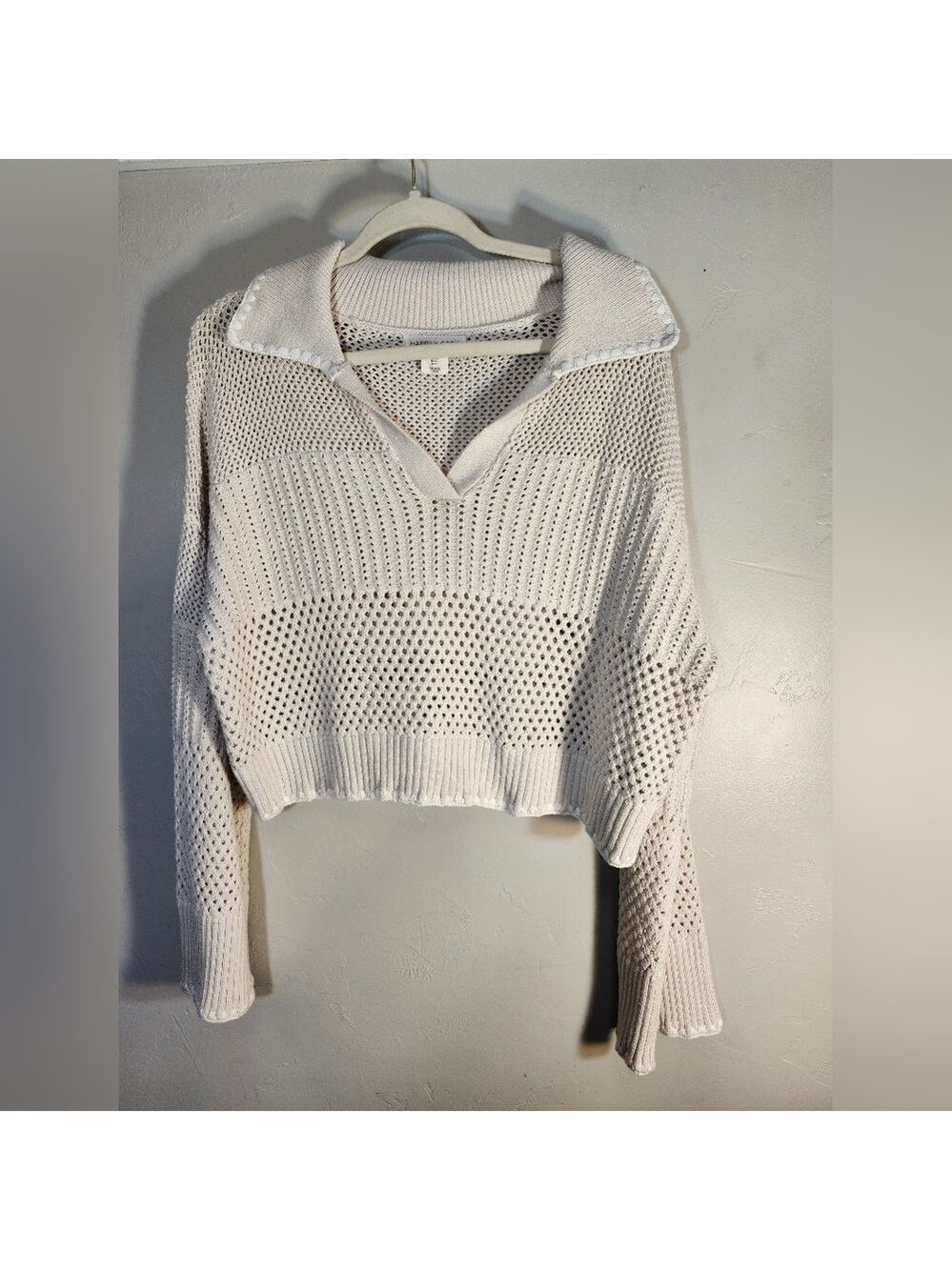 Happily Grey Cropped Cream Knit Sweater V-neck Size L